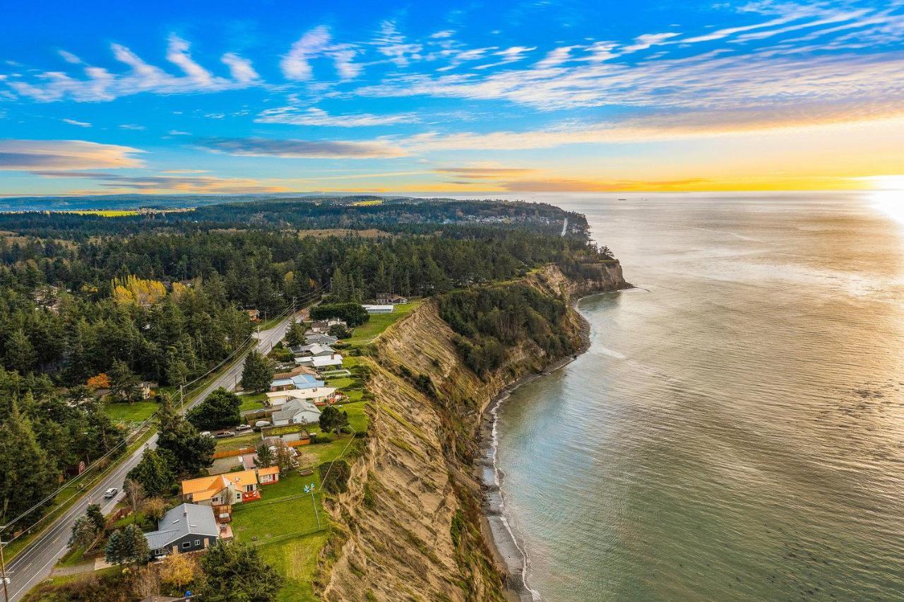 @ Marbella Lane - Wave House, Your Oceanfront Retreat! Oak Harbor Kültér fotó